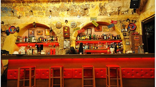 Bars & Nightlife
