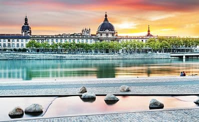Walk along the Rhône